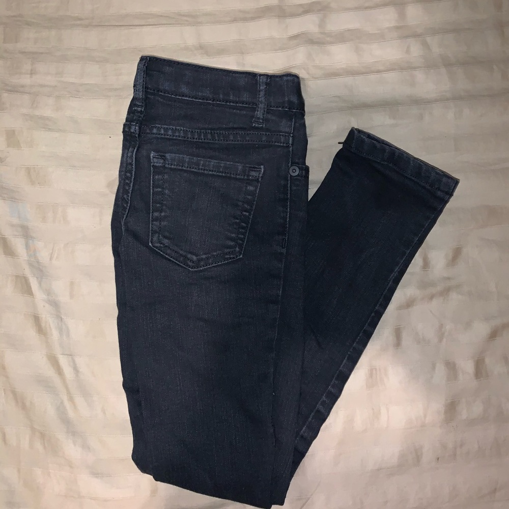 Little girl jeans 👖 🖤